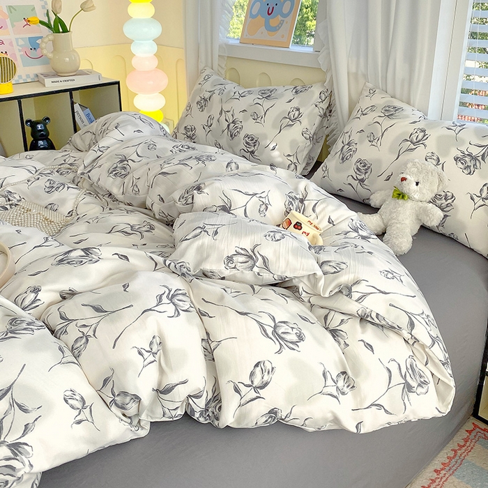 91家纺网 家纺一手货源 找家纺 雨彤家纺 2025年新款软糯糯云朵水洗棉印花四件套 水墨玫瑰