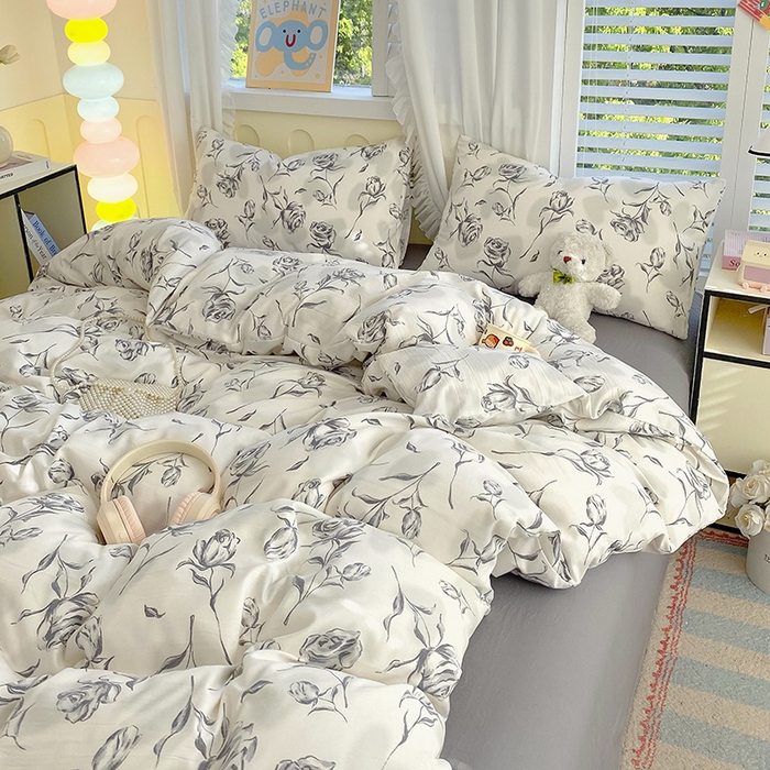 91家纺网 家纺一手货源 找家纺 雨彤家纺 2025年新款软糯糯云朵水洗棉印花四件套 水墨玫瑰