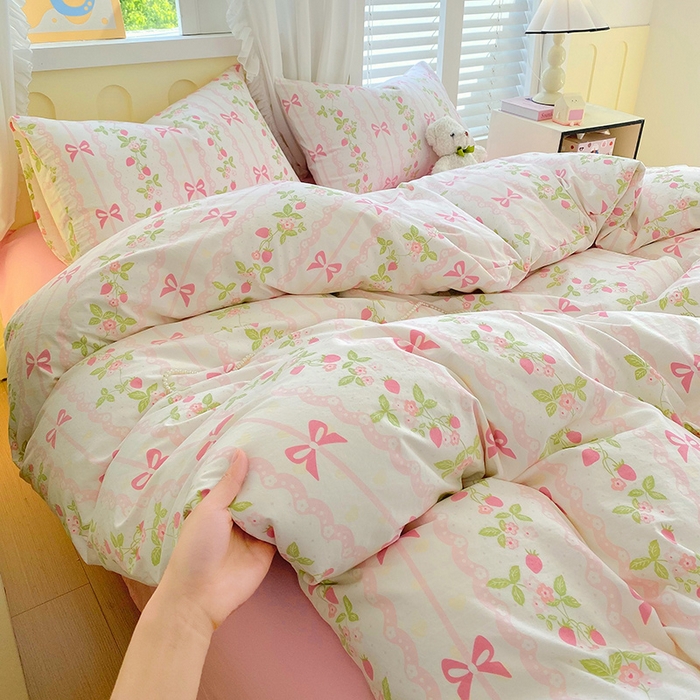 91家纺网 家纺一手货源 找家纺 雨彤家纺 2025年新款软糯糯云朵水洗棉印花四件套 微风许甜