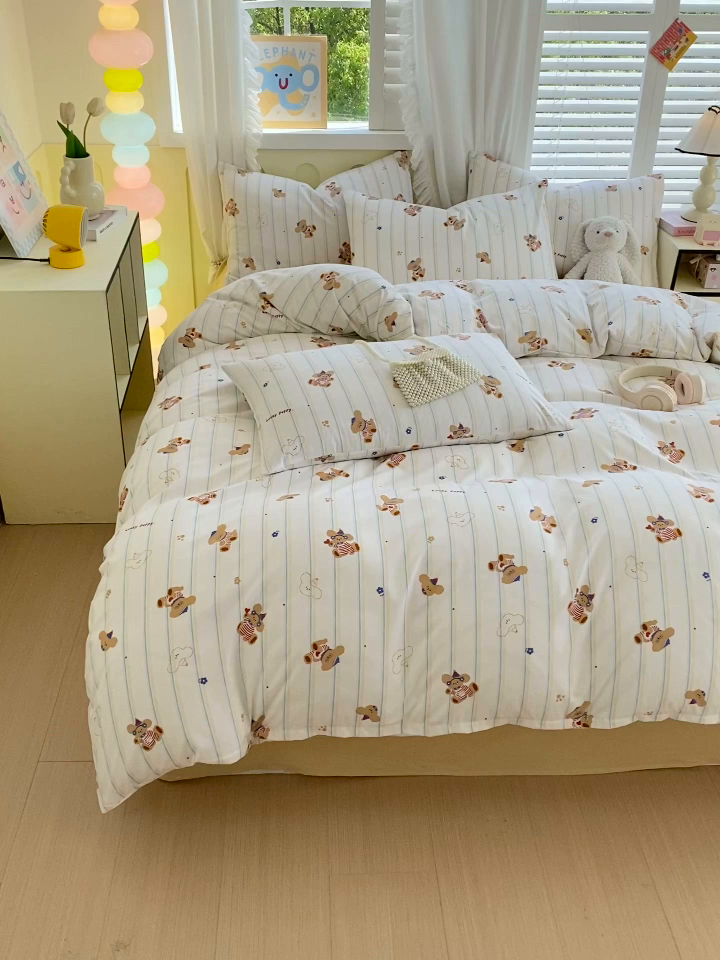 91家纺网 家纺一手货源 找家纺 雨彤家纺 2025年新款软糯糯云朵水洗棉印花四件套 心乐熊