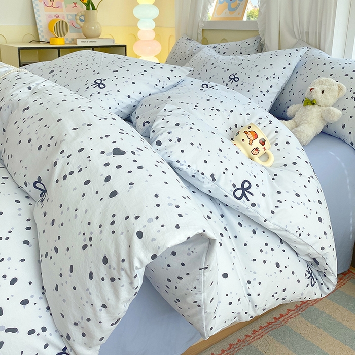 雨彤家纺 2025年新款软糯糯云朵水洗棉印花四件套 艺术之名-兰