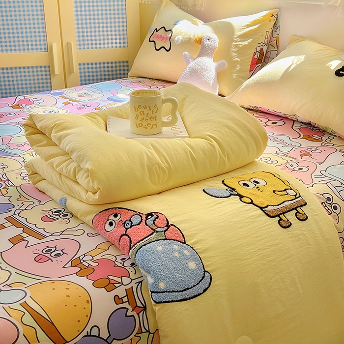 91家纺网 家纺一手货源 找家纺 易辰美 2025新款水洗棉毛巾绣夏被空调被夏凉被四件套 海宝宝