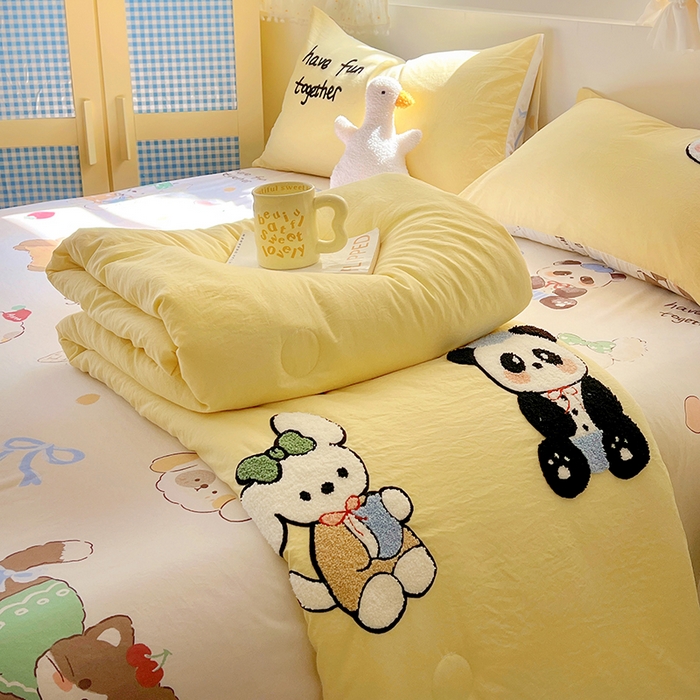 91家纺网 家纺一手货源 找家纺 易辰美 2025新款水洗棉毛巾绣夏被空调被夏凉被四件套 梦幻动物园