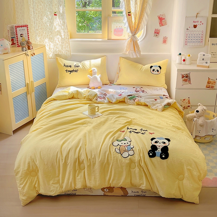 91家纺网 家纺一手货源 找家纺 易辰美 2025新款水洗棉毛巾绣夏被空调被夏凉被四件套 梦幻动物园