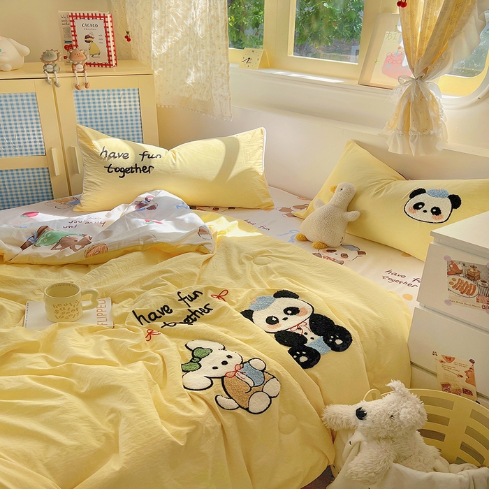 91家纺网 家纺一手货源 找家纺 易辰美 2025新款水洗棉毛巾绣夏被空调被夏凉被四件套 梦幻动物园