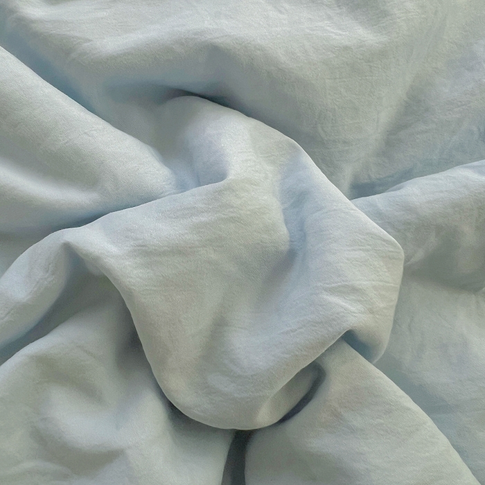 91家纺网 家纺一手货源 找家纺 易辰美 2025新款水洗棉毛巾绣夏被空调被夏凉被四件套 斑点狗（兰）