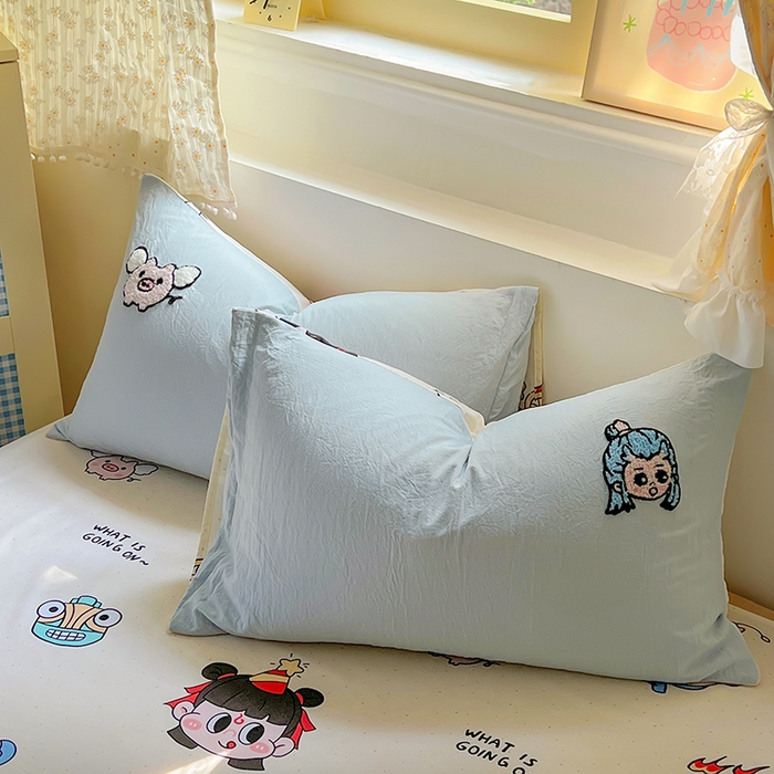 91家纺网 家纺一手货源 找家纺 易辰美 2025新款水洗棉毛巾绣夏被空调被夏凉被四件套 哪吒敖冰（兰）