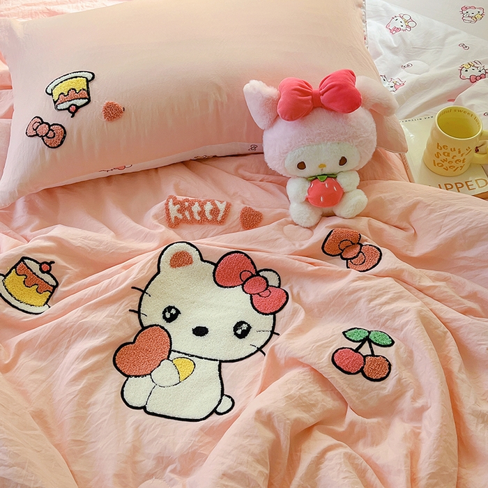 91家纺网 家纺一手货源 找家纺 易辰美 2025新款水洗棉毛巾绣夏被空调被夏凉被四件套 KT猫