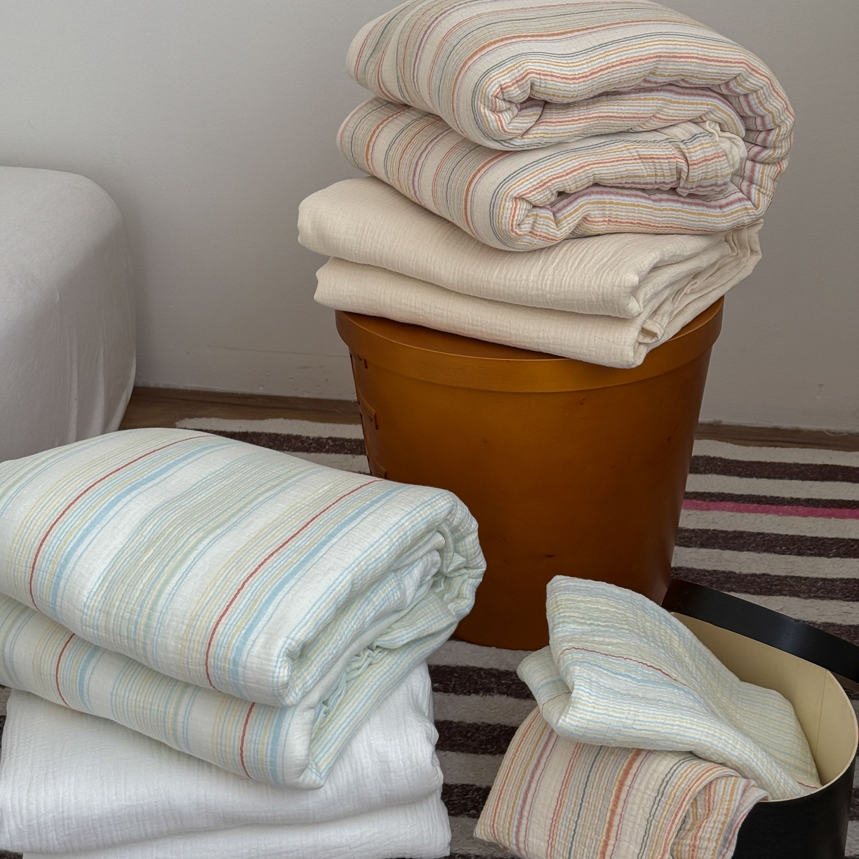 91家纺网 家纺一手货源 找家纺 （总）山舍家居 2025春夏新款全棉纯棉色织纱布四件套-香草系列-暗色系