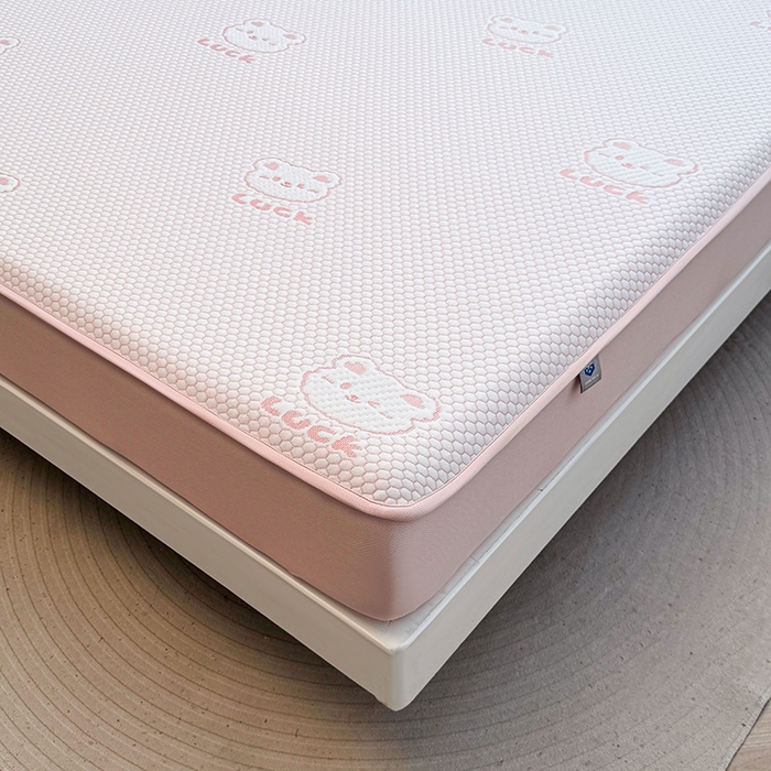 91家纺网 家纺一手货源 找家纺 喜居 2025新款A类凉感豆豆席床笠款 luck小冰熊-粉