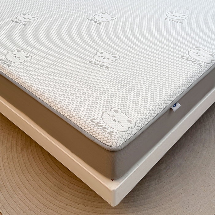 91家纺网 家纺一手货源 找家纺 喜居 2025新款A类凉感豆豆席床笠款 luck小冰熊-灰