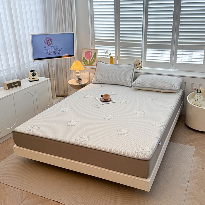 91家纺网 家纺一手货源 找家纺 喜居 2025新款A类凉感豆豆席床笠款 luck小冰熊-灰