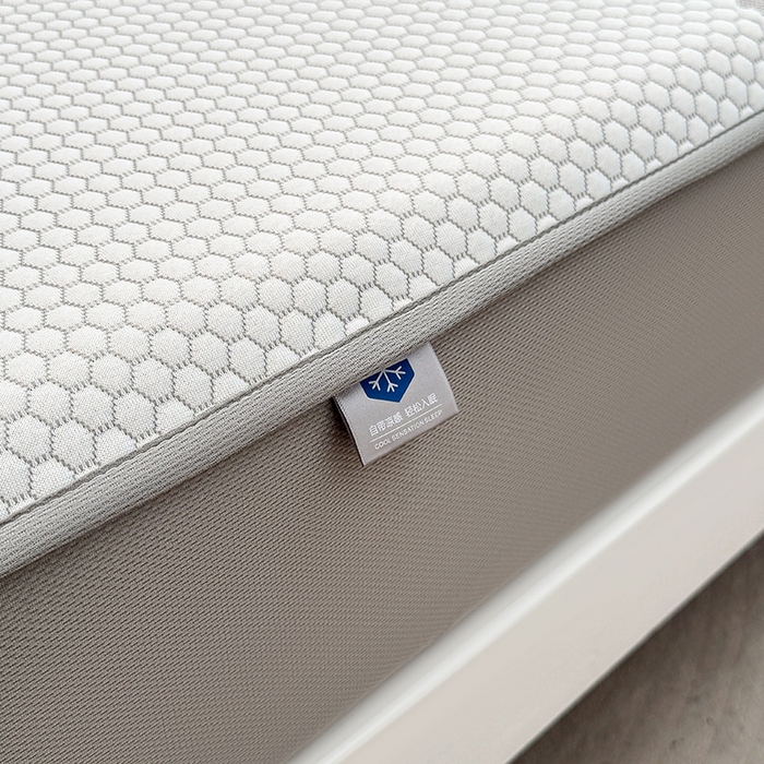 91家纺网 家纺一手货源 找家纺 喜居 2025新款A类凉感豆豆席床笠款 luck小冰熊-灰