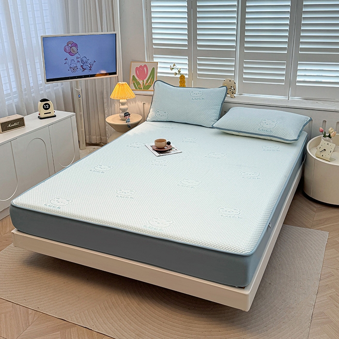 91家纺网 家纺一手货源 找家纺 喜居 2025新款A类凉感豆豆席床笠款 luck小冰熊-蓝