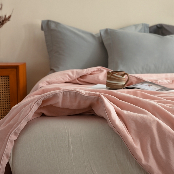 91家纺网 家纺一手货源 找家纺 （总）蚕阿婆 2025新款纯棉双层纱蚕丝被蚕丝空调夏凉被