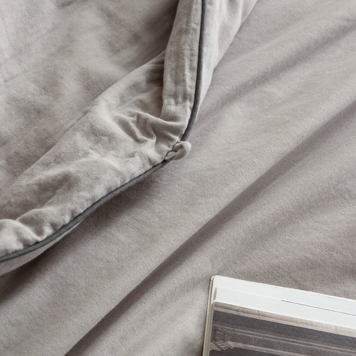 91家纺网 家纺一手货源 找家纺 蚕阿婆 2025新款纯棉双层纱蚕丝被蚕丝空调夏凉被 灰色