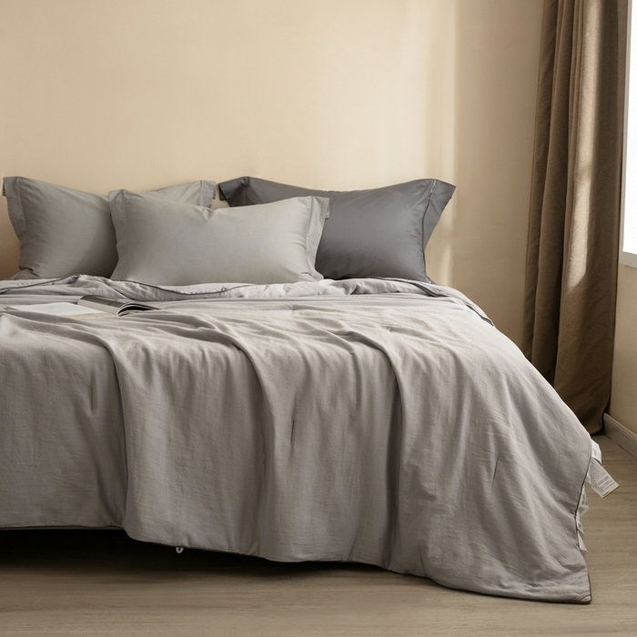 91家纺网 家纺一手货源 找家纺 蚕阿婆 2025新款纯棉双层纱蚕丝被蚕丝空调夏凉被 灰色