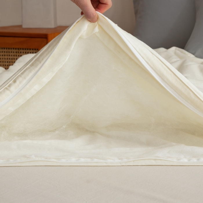 91家纺网 家纺一手货源 找家纺 蚕阿婆 2025新款纯棉双层纱蚕丝被蚕丝空调夏凉被 米色