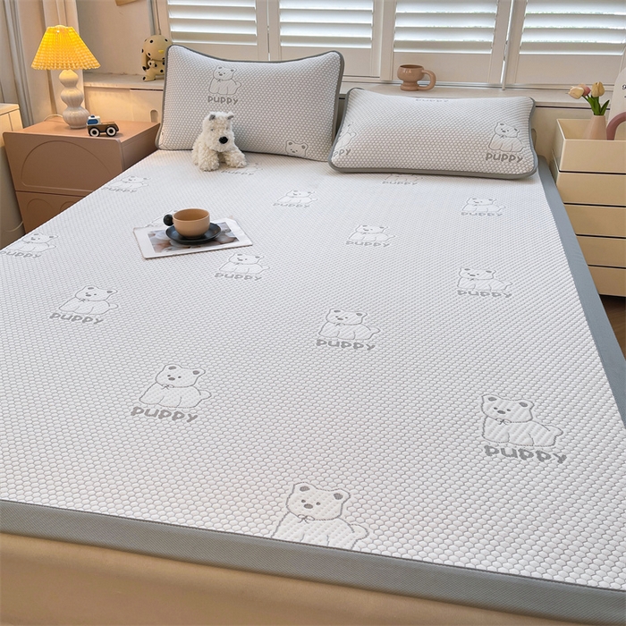 91家纺网 家纺一手货源 找家纺 喜居 2025新款A类凉感豆豆平席款-冰小汪系列 冰小汪-灰 平席款