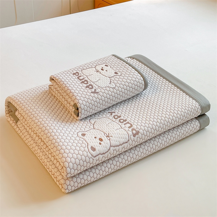 91家纺网 家纺一手货源 找家纺 喜居 2025新款A类凉感豆豆平席款-冰小汪系列 冰小汪-咖 平席款