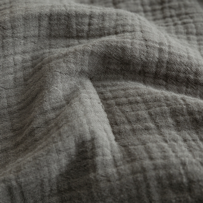 91家纺网 家纺一手货源 找家纺 蚕阿婆 2025新款皱皱纱布蚕丝被100%蚕丝被子  灰+米色