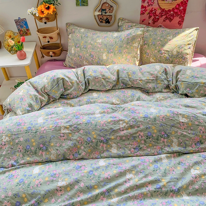 91家纺网 家纺一手货源 找家纺 森璐家纺 2025新款艾特你印花水洗棉床单床笠四件套 花丛间兔