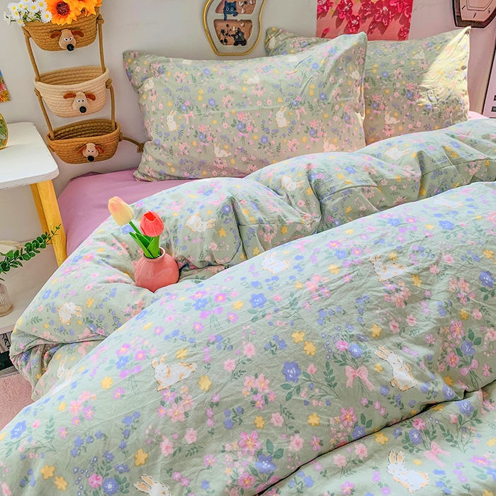 91家纺网 家纺一手货源 找家纺 森璐家纺 2025新款艾特你印花水洗棉床单床笠四件套 花丛间兔