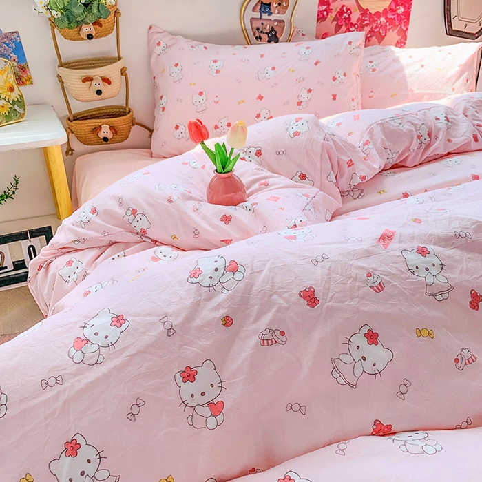 91家纺网 家纺一手货源 找家纺 森璐家纺 2025新款艾特你印花水洗棉床单床笠四件套 可爱小粉猫