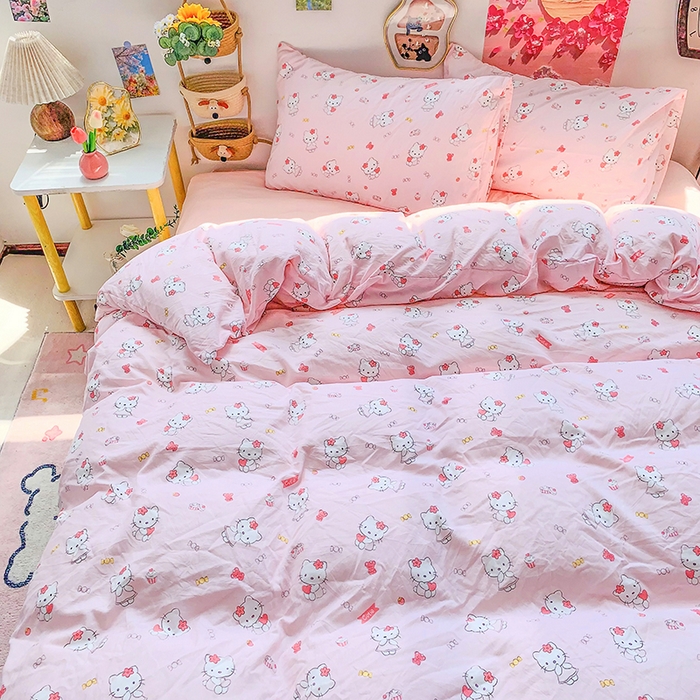 91家纺网 家纺一手货源 找家纺 森璐家纺 2025新款艾特你印花水洗棉床单床笠四件套 可爱小粉猫