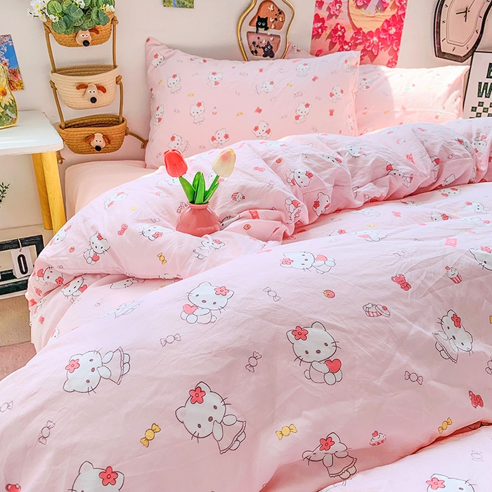 91家纺网 家纺一手货源 找家纺 森璐家纺 2025新款艾特你印花水洗棉床单床笠四件套 可爱小粉猫