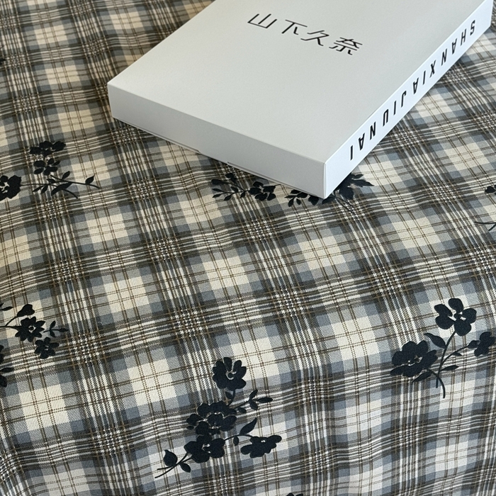 91家纺网 家纺一手货源 找家纺 2025新款老粗布系列单品套件 鸢尾格