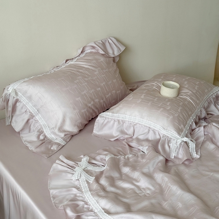 91家纺网 家纺一手货源 找家纺 MIU缪家居 2025新款60兰精天丝夏被四件套 薇薇安 单夏被控价288/四件套控价388 紫粉