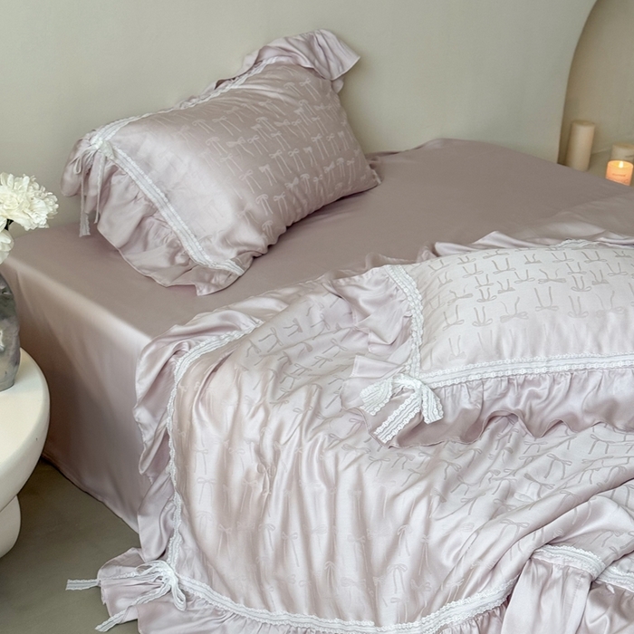 91家纺网 家纺一手货源 找家纺 MIU缪家居 2025新款60兰精天丝夏被四件套 薇薇安 单夏被控价288/四件套控价388 紫粉