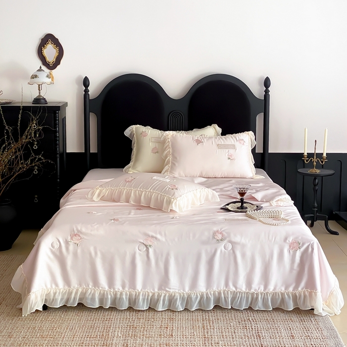 91家纺网 家纺一手货源 找家纺 （总）MIU缪家居 2025新款60支兰精天丝夏被四件套 爱莎 单夏被控价288/四件套控价388 