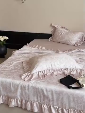 91家纺网 家纺一手货源 找家纺 （总）MIU缪家居 2025新款60支兰精天丝夏被四件套 疏影 单夏被控价258/四件套控价358 