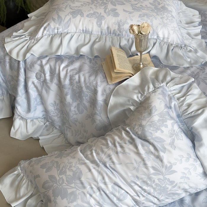 91家纺网 家纺一手货源 找家纺 MIU缪家居 2025新款60支兰精天丝夏被四件套 疏影 单夏被控价258/四件套控价358  蓝色