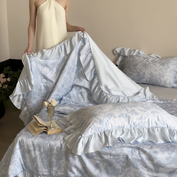 91家纺网 家纺一手货源 找家纺 MIU缪家居 2025新款60支兰精天丝夏被四件套 疏影 单夏被控价258/四件套控价358  蓝色