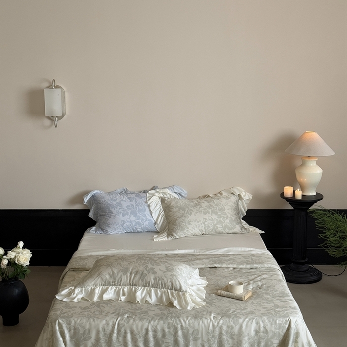 91家纺网 家纺一手货源 找家纺 MIU缪家居 2025新款60支兰精天丝夏被四件套 疏影 单夏被控价258/四件套控价358  绿色