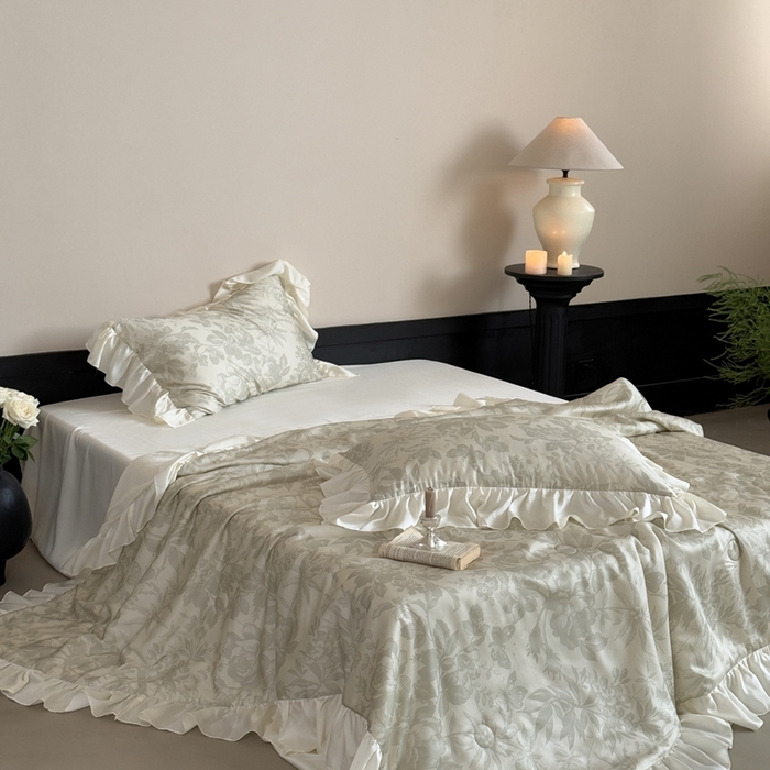 91家纺网 家纺一手货源 找家纺 MIU缪家居 2025新款60支兰精天丝夏被四件套 疏影 单夏被控价258/四件套控价358  绿色