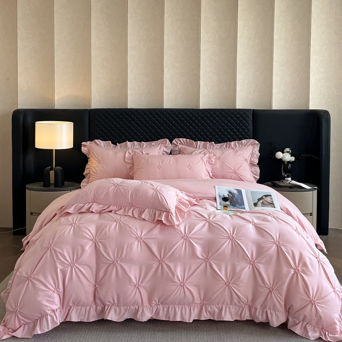 91家纺网 家纺一手货源 找家纺 （总）千希家纺 2025新款扭花花边工艺四件套-唯美系列 千希家纺 2025新款水洗棉无印系列四件套 买家秀加QQ群920079874或445224204或微信私信