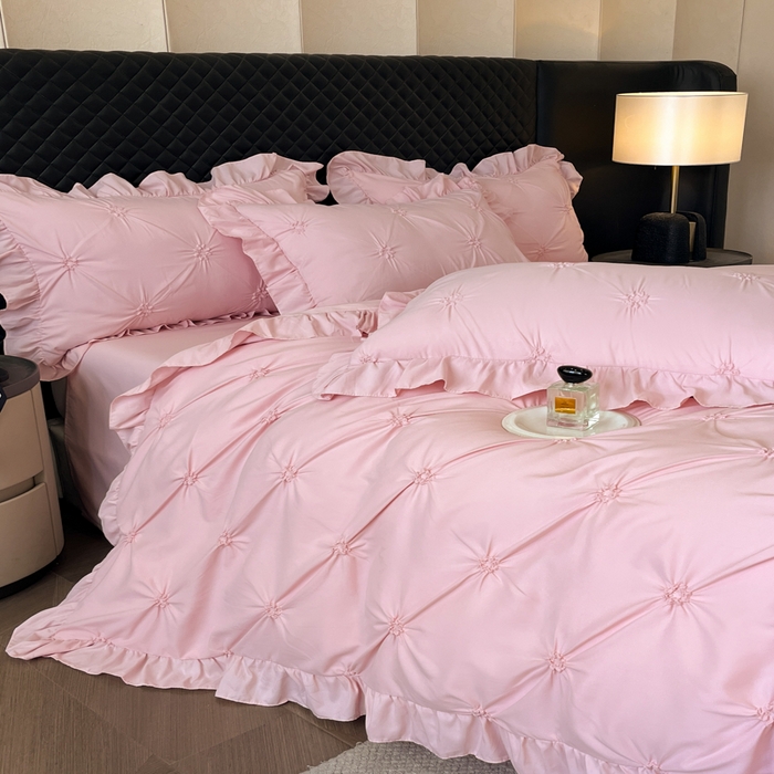 91家纺网 家纺一手货源 找家纺 （总）千希家纺 2025新款扭花花边工艺四件套-唯美系列 千希家纺 2025新款水洗棉无印系列四件套 买家秀加QQ群920079874或445224204或微信私信