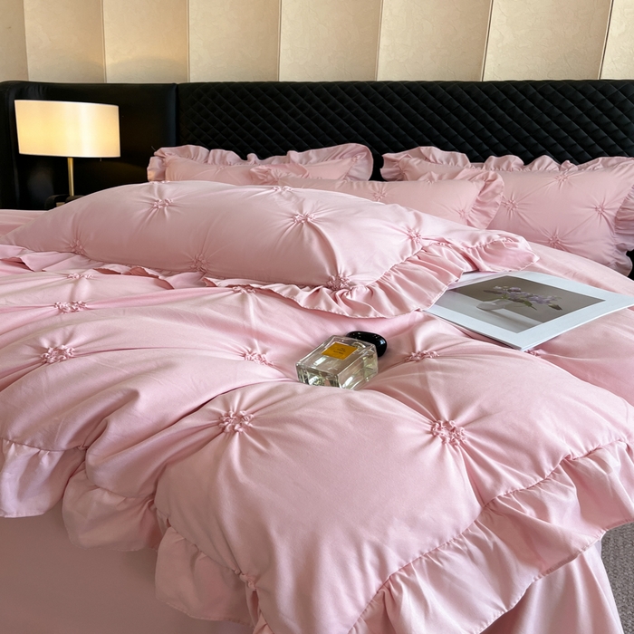 91家纺网 家纺一手货源 找家纺 （总）千希家纺 2025新款扭花花边工艺四件套-唯美系列 千希家纺 2025新款水洗棉无印系列四件套 买家秀加QQ群920079874或445224204或微信私信