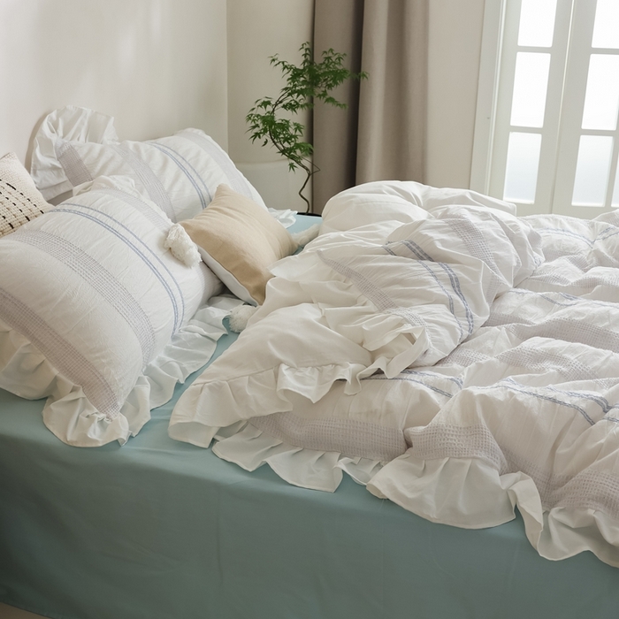 91家纺网 家纺一手货源 找家纺 棉眠 2025新款水洗皱皱纱色织提花花边款系列 人鱼蓝条花边