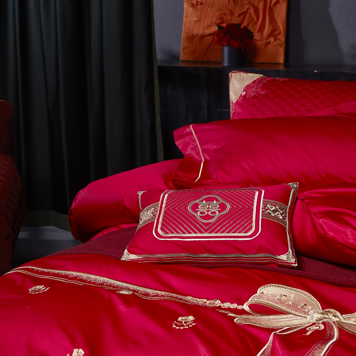 91家纺网 家纺一手货源 找家纺 高大尚婚庆馆 2025秋冬新款长绒棉臻棉系列婚庆款多件套 臻棉  爱意浓（金）