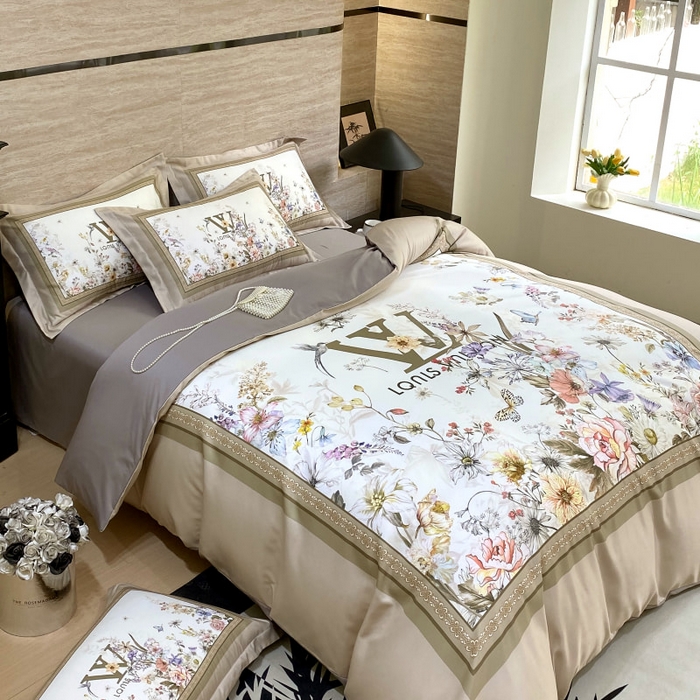 91家纺网 家纺一手货源 找家纺 大麦乐田 2025新款轻奢高端数码印花四件套系列 维密 浅棕