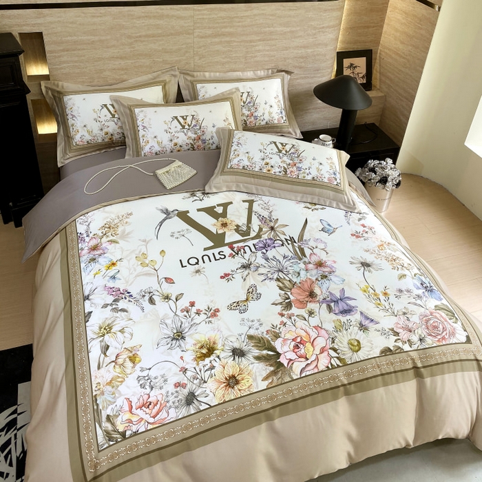 91家纺网 家纺一手货源 找家纺 大麦乐田 2025新款轻奢高端数码印花四件套系列 维密 浅棕