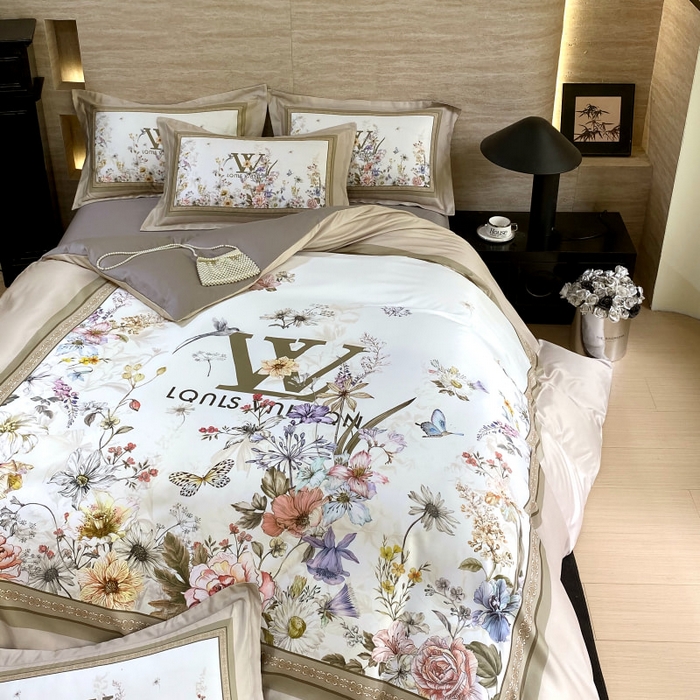 91家纺网 家纺一手货源 找家纺 大麦乐田 2025新款轻奢高端数码印花四件套系列 维密 浅棕