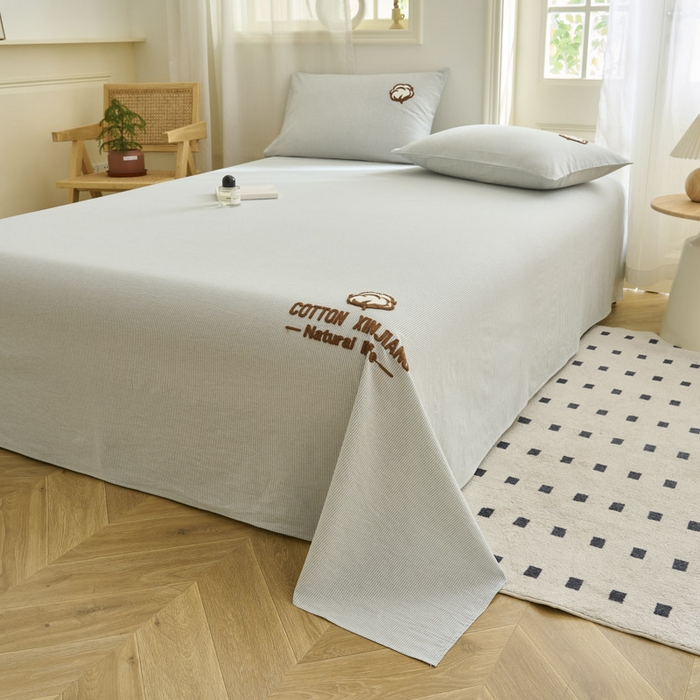 91家纺网 家纺一手货源 找家纺 早晨家纺 2025新款色织纯棉水洗棉毛巾绣床单 流年床单-浅兰