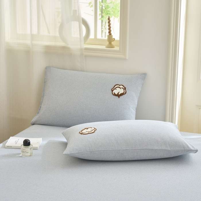 91家纺网 家纺一手货源 找家纺 早晨家纺 2025新款色织纯棉水洗棉毛巾绣床单 流年床单-深兰