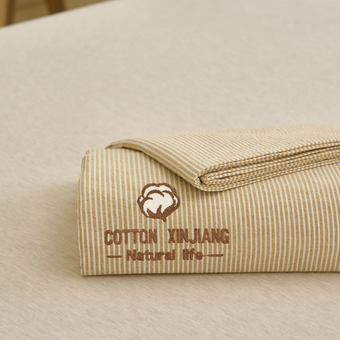 91家纺网 家纺一手货源 找家纺 早晨家纺 2025新款色织纯棉水洗棉毛巾绣床单 流年床单-姜黄